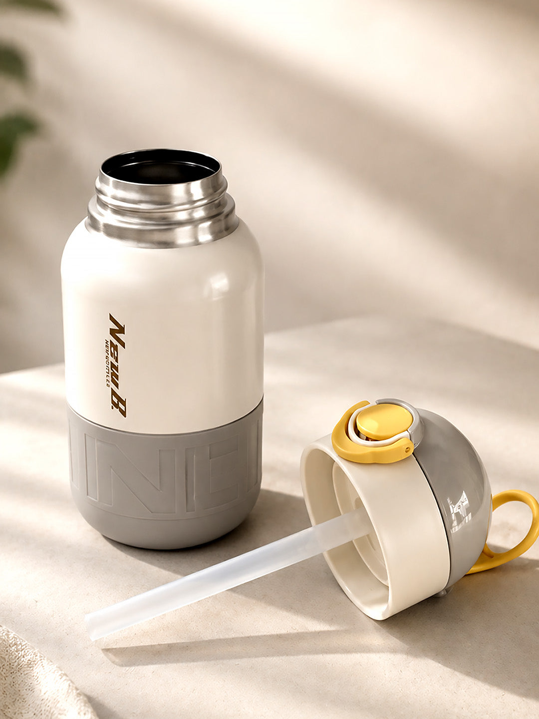 Grey & Yellow Stainless Steel Kids Water Bottle — 480ml | Flip-Lock Straw Lid & Carry Loop