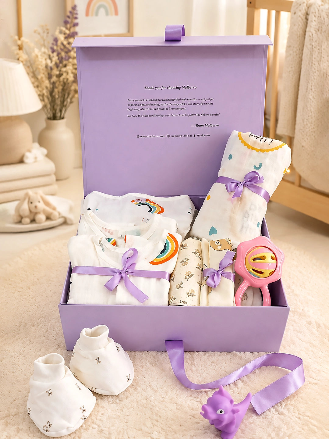 Newborn | Exclusive Muslin Cotton  |17-Piece Gift set  | Gift Box | Unisex | 0–6 Months