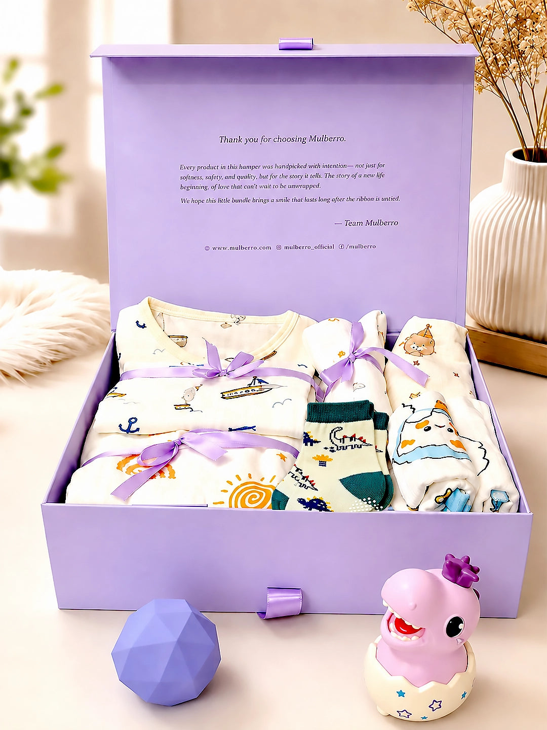 Exclusive Muslin Cotton | First Birthday |21-Piece Gift set  | Gift Box | Unisex | 12–18 Months