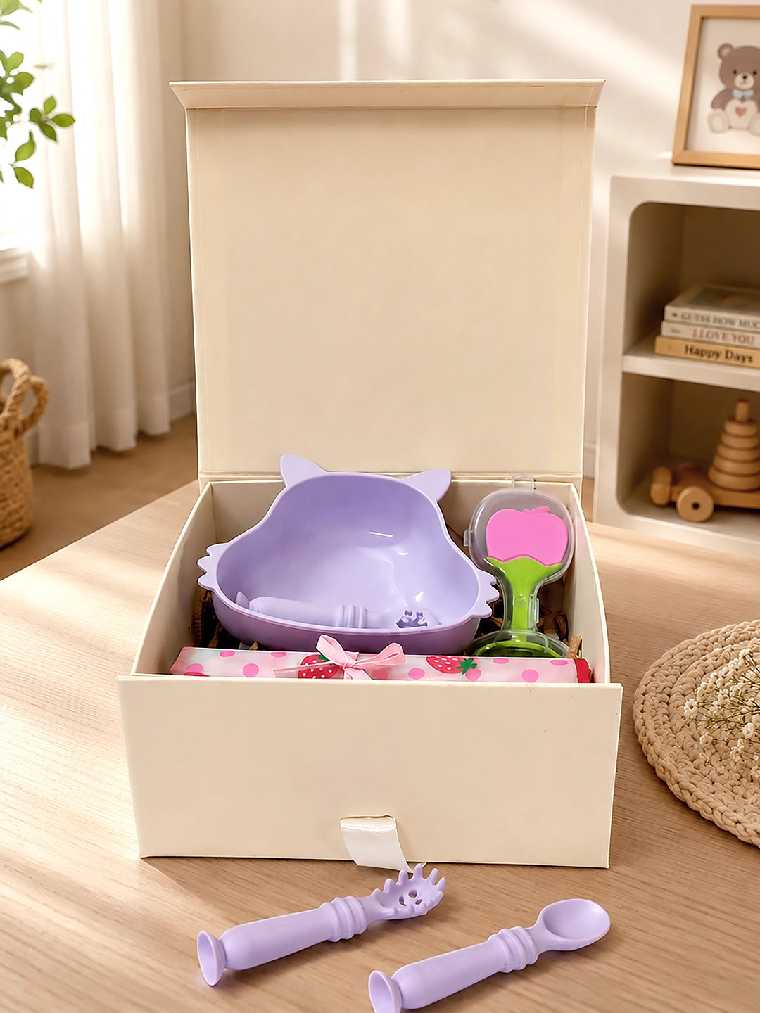 7-Piece Baby Weaning Gift Hamper | Silicone Feeding Set | 0–24 Months