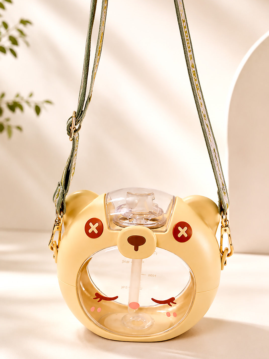 Cute Bear Kids Water Bottle — 630ml | Flip Lid, Straw & Crossbody Strap
