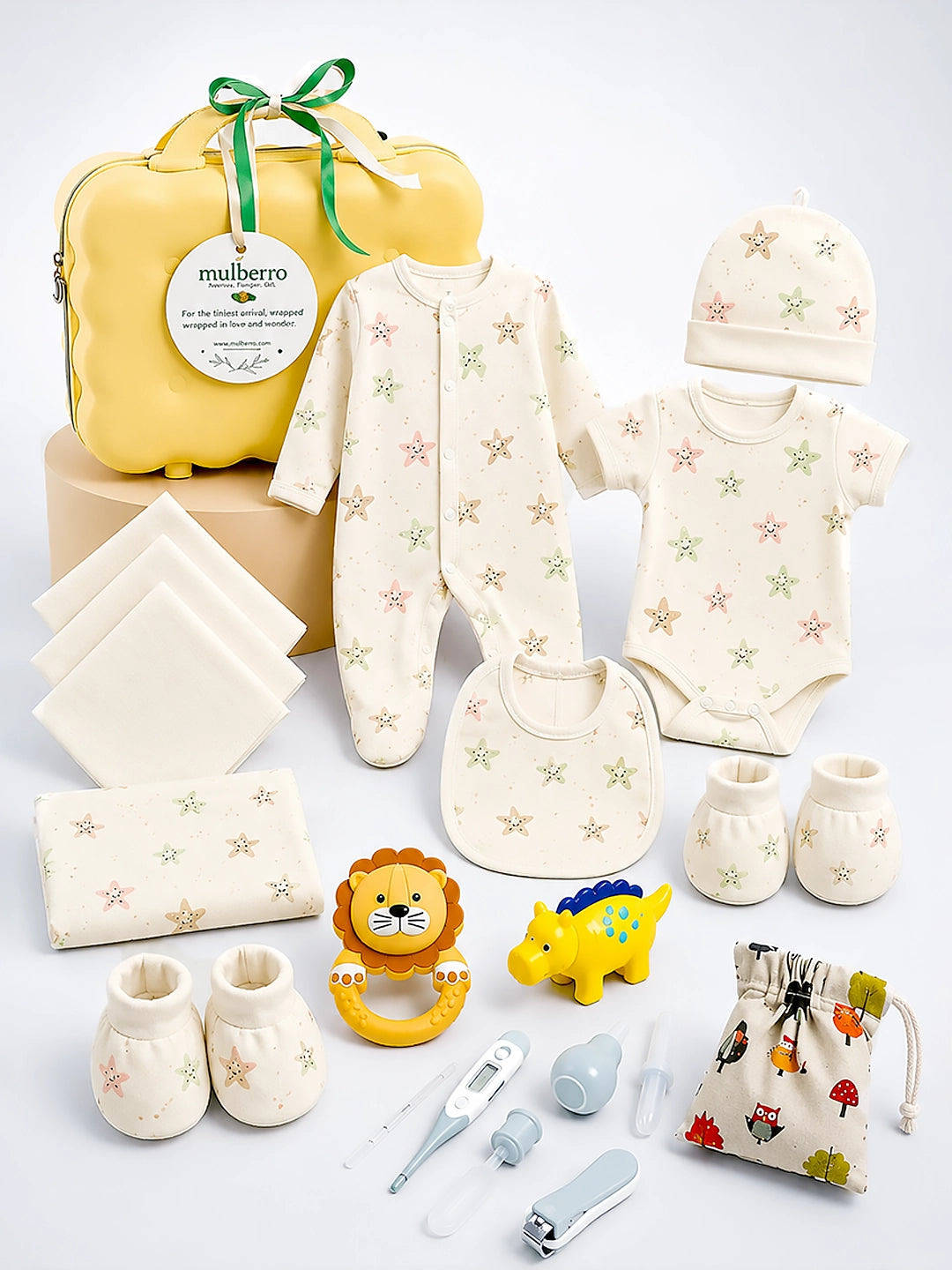Newborn | Welcome Baby | 23-Piece Pure Cotton | Happy Stars | Yellow Suitcase | 0–3 Months