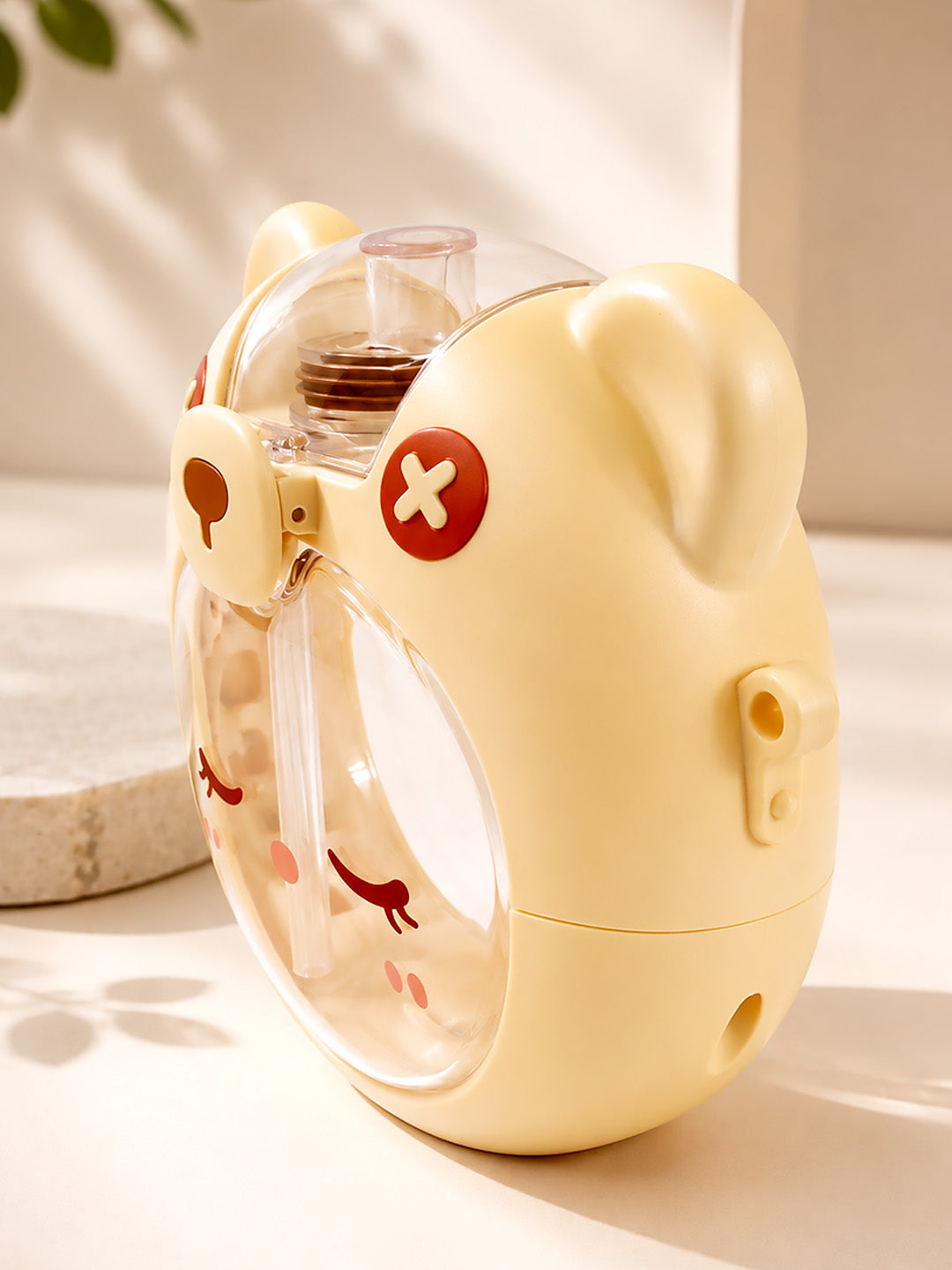 Cute Bear Kids Water Bottle — 630ml | Flip Lid, Straw & Crossbody Strap