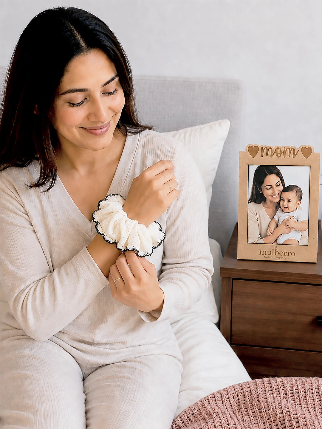 New Mom 6-Piece Baby Shower Gift Hamper | Felt Tote Bag