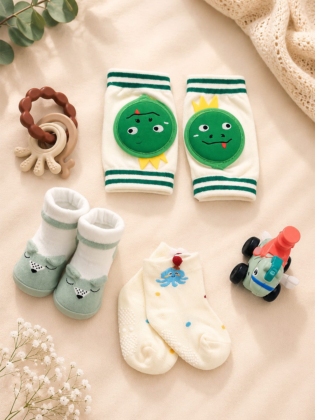 22-Piece Crawling Baby Gift Hamper | 100% Soft Cotton | Keepsake Suitcase | 0–12 Months